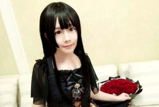 ������ī�������е�Ů�� ��ī�����������Ͻ���