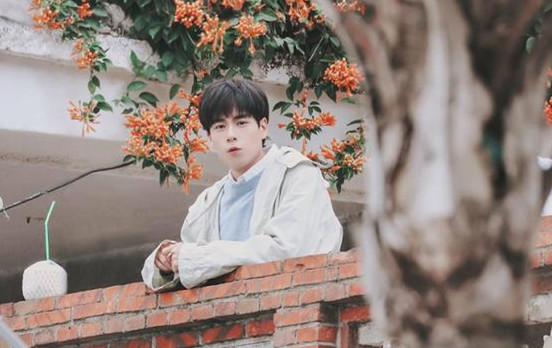 �����������Ϻ�һ�����Ա�� �����������Ϻ�һ��������￴