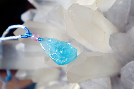水晶怎么消磁净化最有效 水晶消磁的正确方法