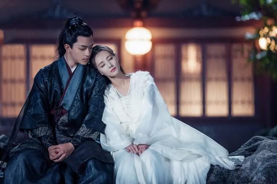 ��������һͩ��ʲô��ɫ ���������ֺ���һͩ��ʲô��ϵ