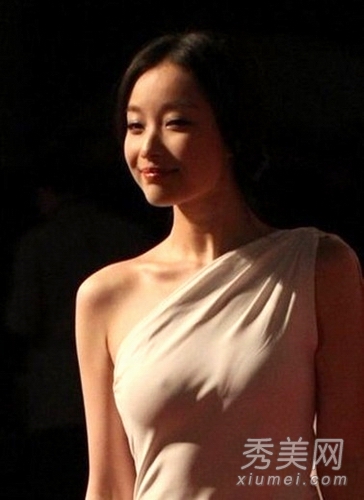 ͼ������Ȧ����Ů���Ըм�͹˲��