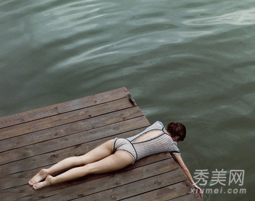 性感尤物的唯美裸体大片 欲望从内而生