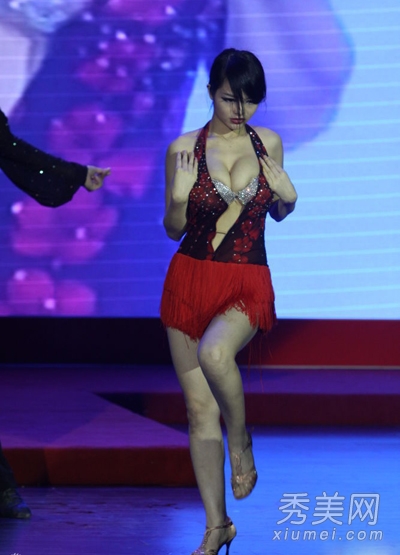 ʮ����G��Ů����Ϯ ��������λ