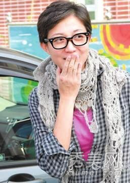 �����泵�𱻹���͵�ĵ�10��Ů��