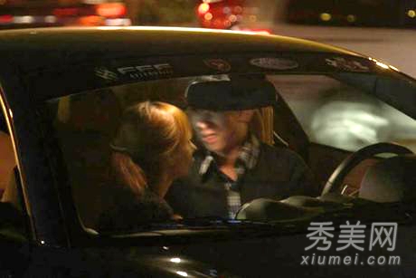 �����泵�𱻹���͵�ĵ�10��Ů��