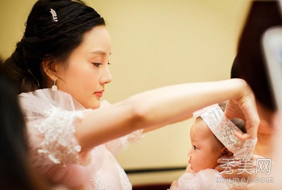 ��С�Ů�����³ɳ���Ƭ�̵� �����鶯�ɰ�