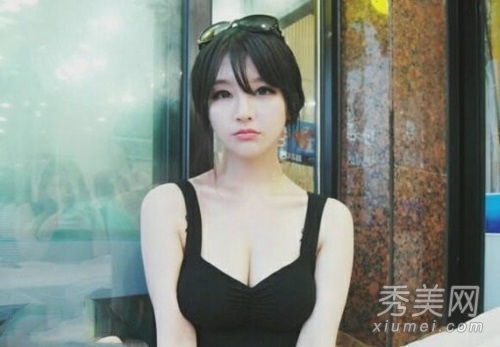 韩女主播朴佳琳私照曝光 低胸美胸走光