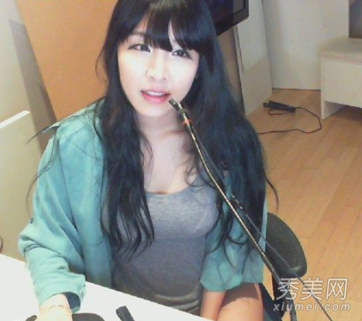 韩女主播朴佳琳私照曝光 低胸美胸走光