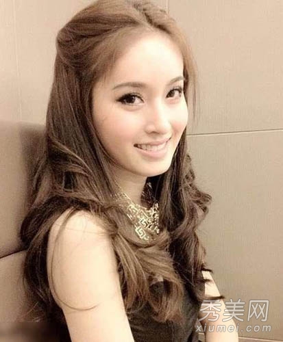 黄海波嫖娼变性女 娱乐圈“人妖”整容前后