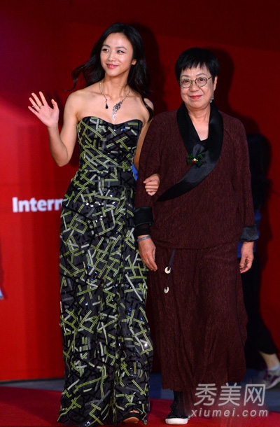 ��ɽ��Ӱ�ں�̺ ��Ψ��ɱ������¶Ů��