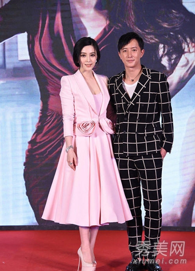 范冰冰露乳沟挺《万物生长》遭巨胸女抢风头