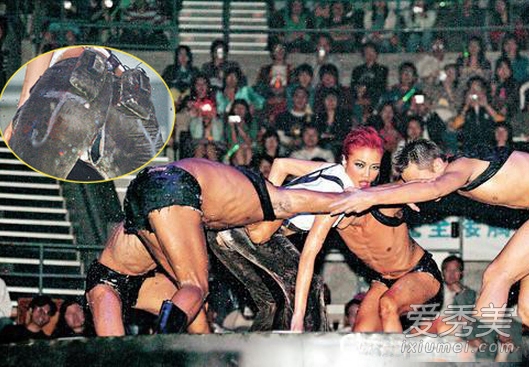 ����͸����Ů���·��㵵���ڱ���й����