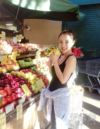 ����˭����Ȼ���� 10��Ů����ʵ�����մ��ع�