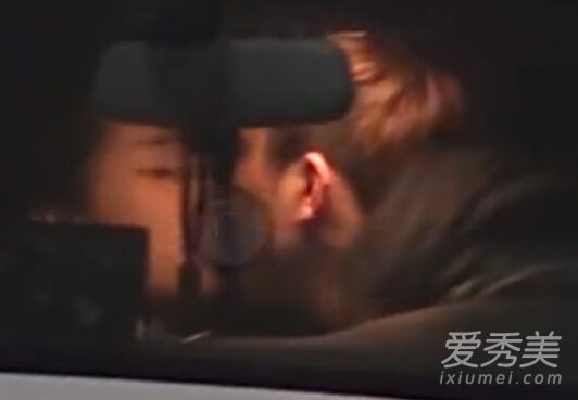 杨紫男友背景资料私照曝光 身家过亿富二代