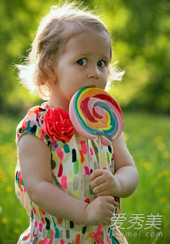 6����ͯ������ǳ��� ��η������������ж�