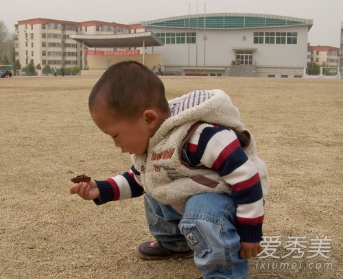 6����ͯ������ǳ��� ��η������������ж�