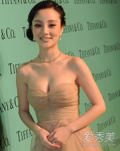 ���������� Ů����Ѫ�������̵�