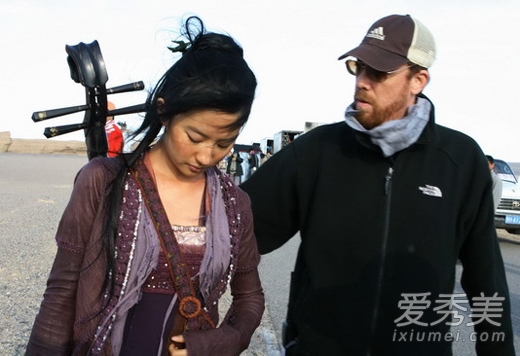 揭秘刘亦菲和干爹陈金飞真实关系