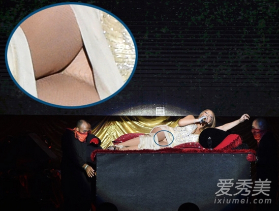 Ů�����˲������Ը� �����߹�¶�׿�