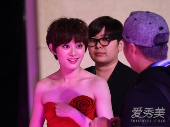 ������ٳ١��� Ů�ǵ�����������·�˿���_Ů���߹�ͼƬ