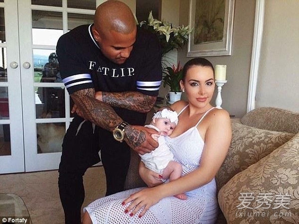 澳洲超萌大眼宝宝照片引十万人点赞