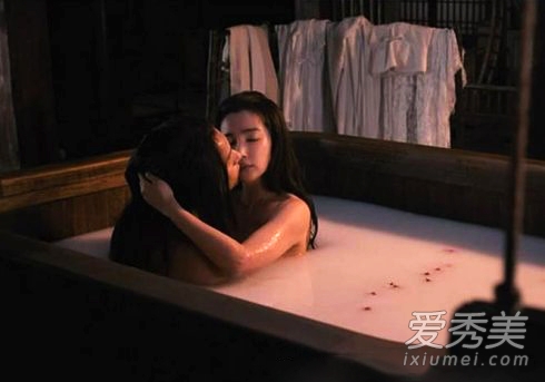 ��־����ޱ������ ��̸��Ϸ���ܵ�10��Ů��