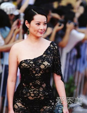 ������ٳ١��� Ů�ǵ�����������·�˿���_Ů���߹�ͼƬ