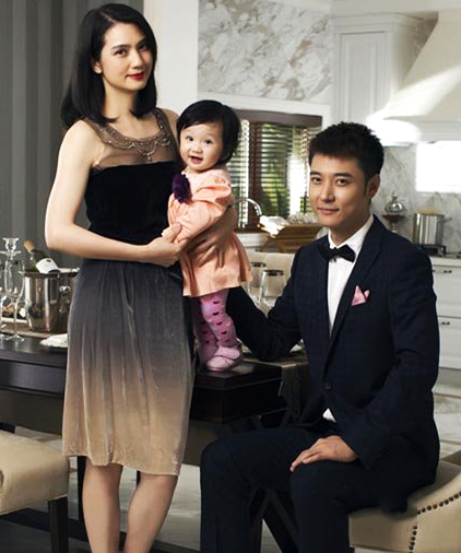洪欣为什么嫁给张丹峰 张丹峰个人资料背景女儿照片_张丹峰洪欣女儿照片