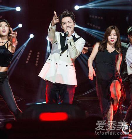 ���Ǹ���4�����ڸ���������� �����ܵ�ף�