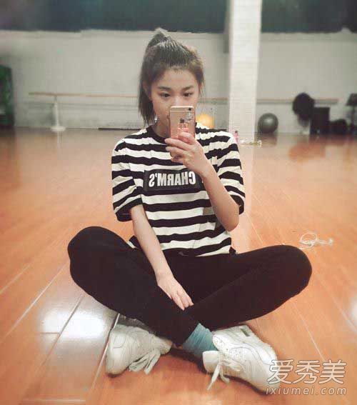 蜜蜂少女队罗姝涵资料背景揭秘 美艳私照曝光_罗姝涵图片