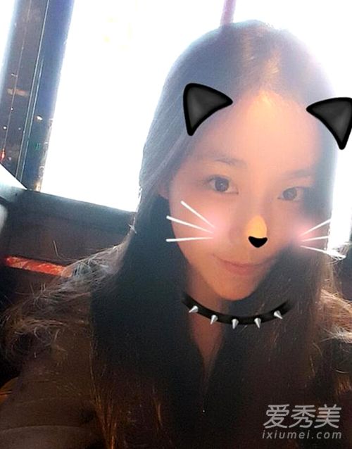 孙俪同父异母妹妹照片疑曝光 与孙俪一家关系好_孙俪妹妹
