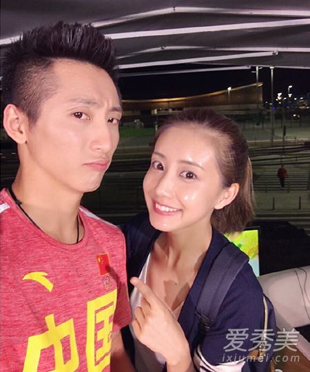 采访吴敏霞男朋友的女记者是谁 MissAliceee小熊资料照_吴敏霞男朋友是谁