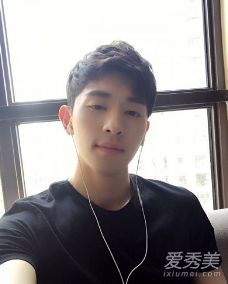 �𳿽�����ع� �������ѵ�������΢����Ʒ��ʷ_����������˭