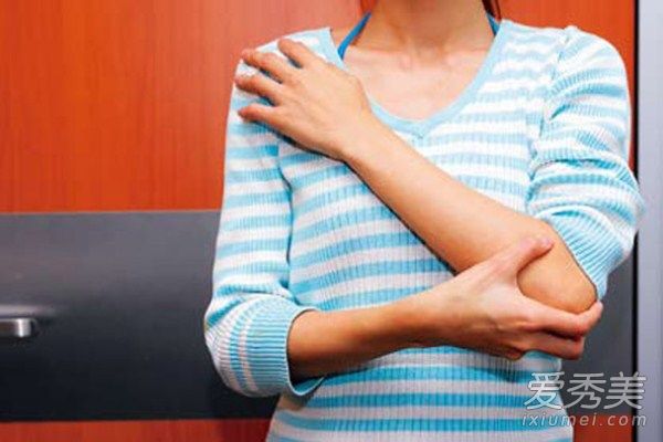 常落枕脖子痛怎么办?三招让脖子扭得飞起来_落枕脖子疼怎么办