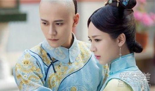 杨紫秦俊杰微博互相吐槽秀恩爱 杨紫秦俊杰是怎么认识的_杨紫男朋友照片