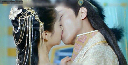 ����ͮ��Ϸ�õ�������˭ ����ͮ����΢����Ƭ��������