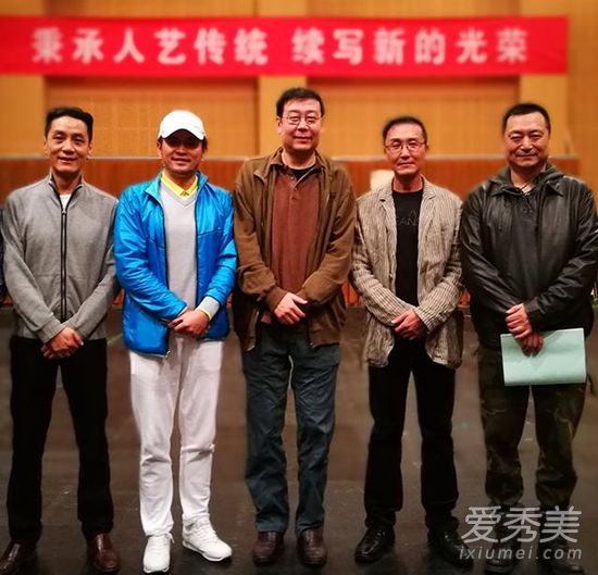 达康书记同款格子西装是什么牌子 达康书记同款衣服图片