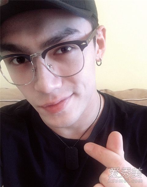 ��ʮ������¥�޶���˭ ��ʮ������¥�޶��������ϼ�ͥ����΢��