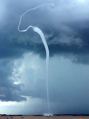 �������ȳ�������ˮ����ô���� ����ˮ��ʲôԤ��