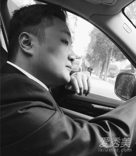 �й����������һ��˭ ���һ�������� ���һ�������Ͻ���