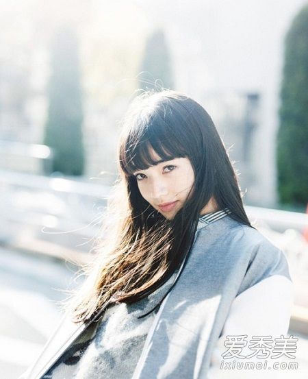 小松菜奈大尺度图片 日本嫩模小松菜奈私房照