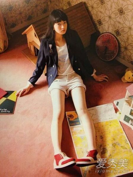 小松菜奈大尺度图片 日本嫩模小松菜奈私房照