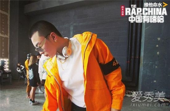 中国有嘻哈小白唱的什么歌 中国有嘻哈brantb小白真名个人资料