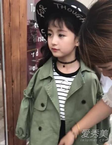 裴佳欣的爸爸妈妈照片 裴佳欣个人基本资料家庭背景介绍