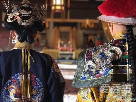 �������Գ����Ĳ�С˵ �������Ե��Ӿ���Ա���������