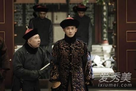 �������Գ����Ĳ�С˵ �������Ե��Ӿ���Ա���������