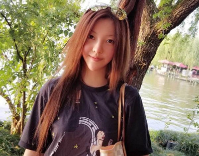 �й��¸���2Ī������jonyj��ʲô��ϵ Ī�����������Ͻ���