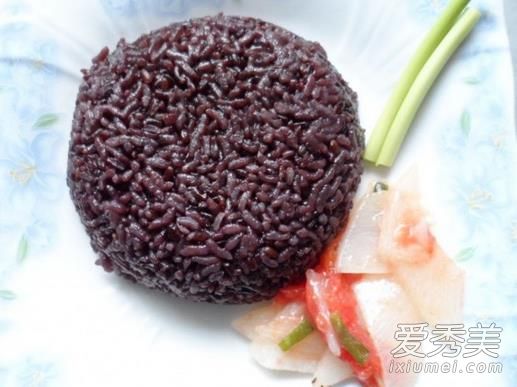 黑米能和大米一起煮吗 黑米能蒸饭吗