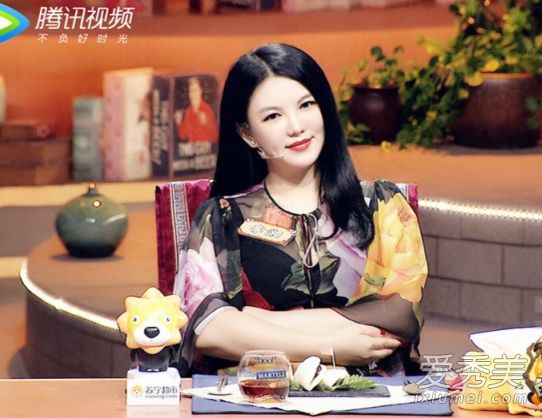 ���汬��ĳ����Ů����˭ ���������ĸ���Ŀ���ϵ�