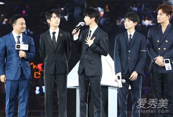 王俊凯室友是谁 王俊凯室友郝富申宋金昊邱赫南陈泽轩个人资料图片家庭背景